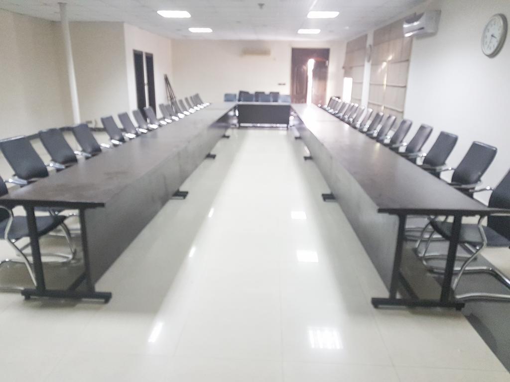 Shelton Accommodator Peshawar Luaran gambar